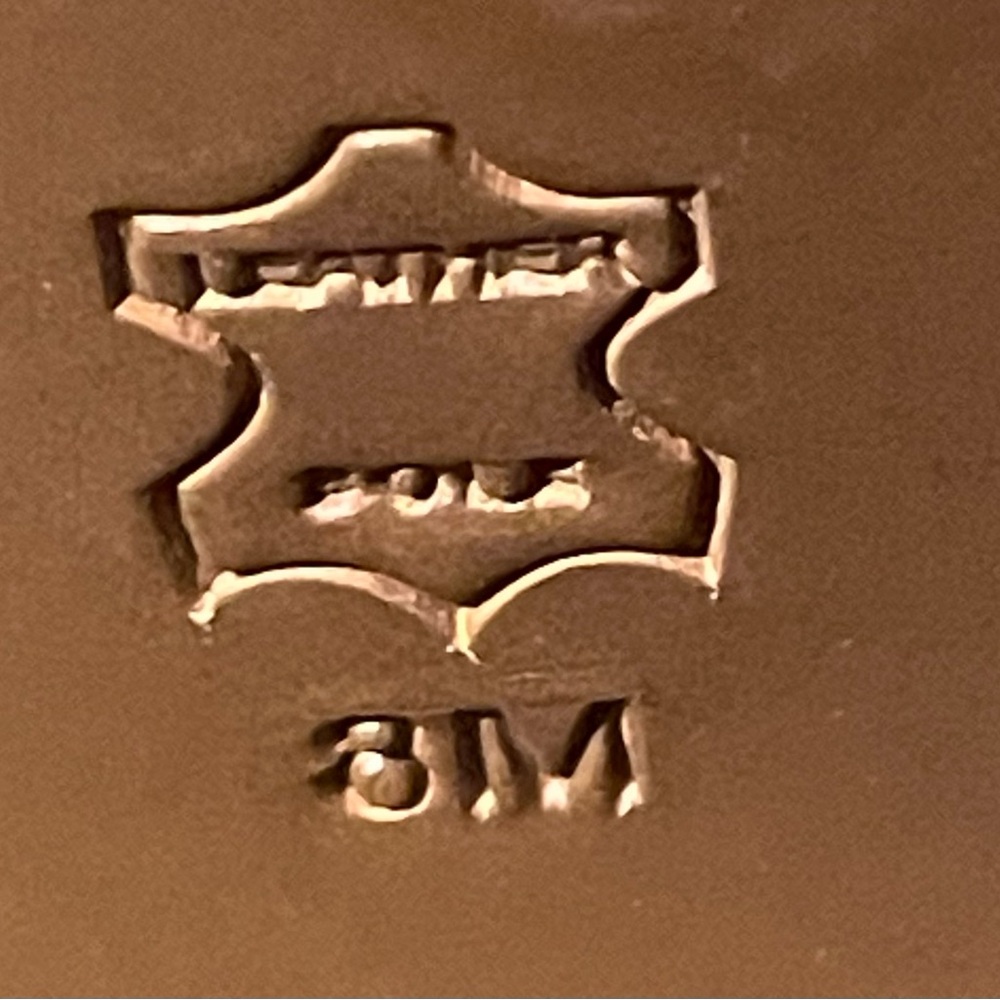 Tory Burch - Picture 5 of 5